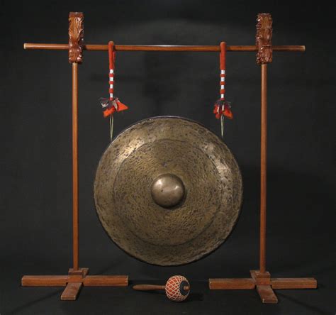Ancient Gong Brabet