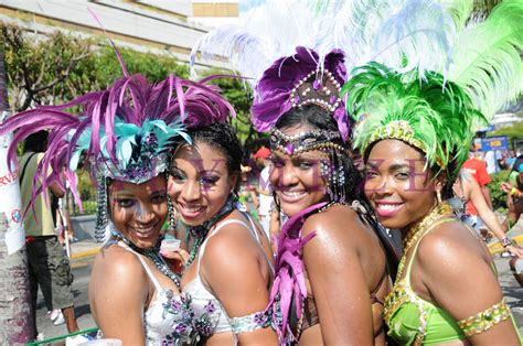 Carnival Beauties Betsul