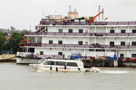 Casino Do Navio De Trabalho Em Goa