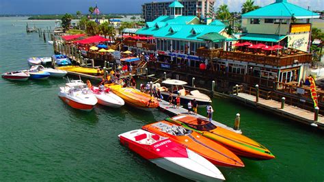 Cigarro Barco Poker Run