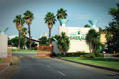 Emerald Casino De Campismo