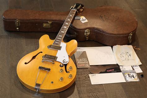 Epiphone Casino De John Lennon Inspirado Pela Revolucao