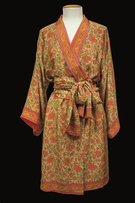 Kimono De Seda Slots