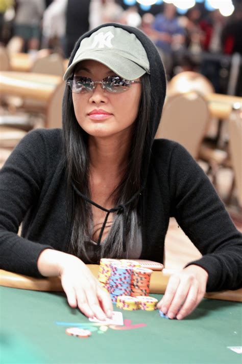Lisa Poker