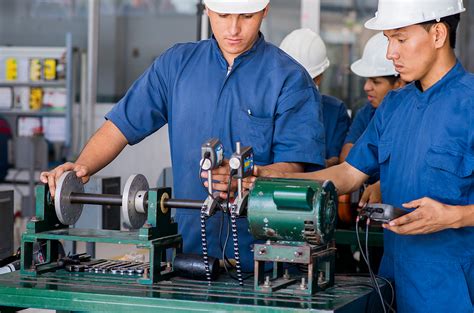 Maquina De Fenda De Tecnico De Contratacao De Trabalho