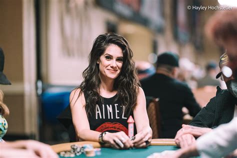 Michelle Queixo Poker