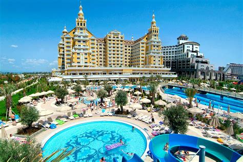 O Royal Holiday Beach Resort E Casino