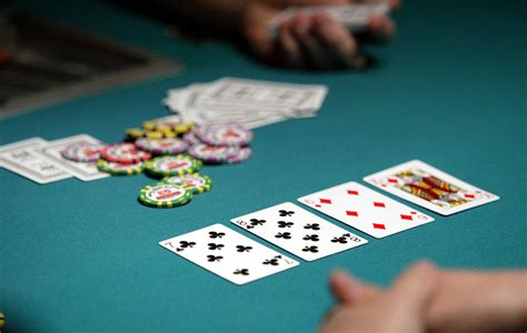 Poker A Um Geld To Play Ilegal