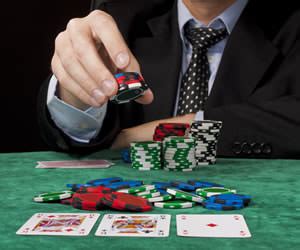 Poker Apostando Arranjo