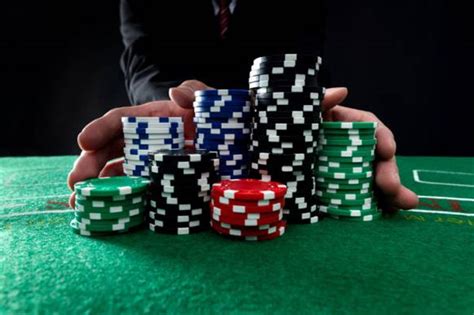 Poker Jouer Comme Un Pro
