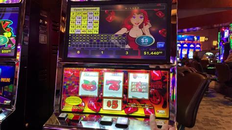 Ruby Red Casino Movel