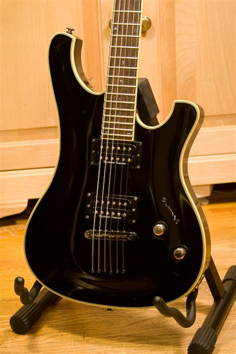 Schecter Blackjack 006 Revisao