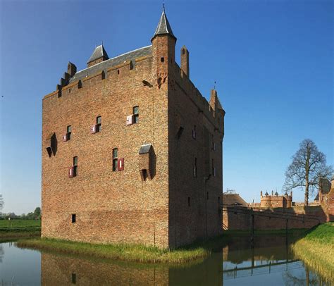 Slot Doornenburg