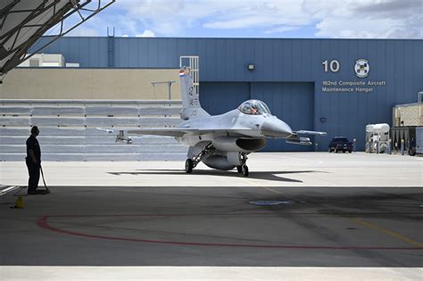 Usaf Piloto De Formacao De Fendas