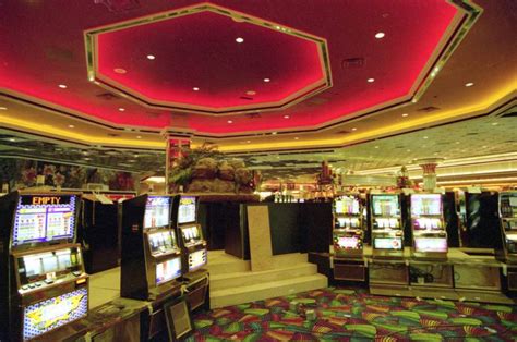 Vegas Grand Casino Review